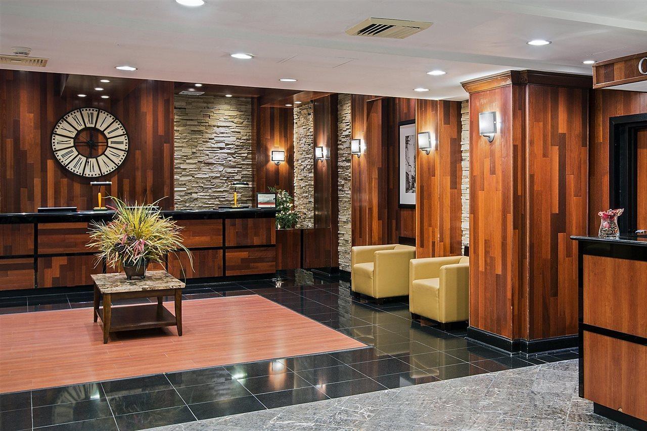 Hotel Crowne Plaza Newark Airport By Ihg Elizabeth Exterior foto