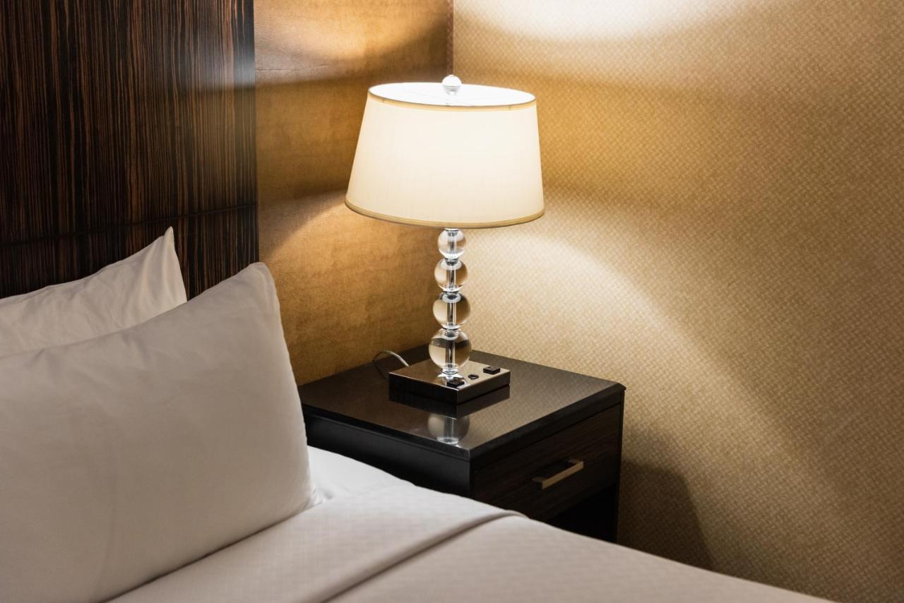 Hotel Crowne Plaza Newark Airport By Ihg Elizabeth Exterior foto