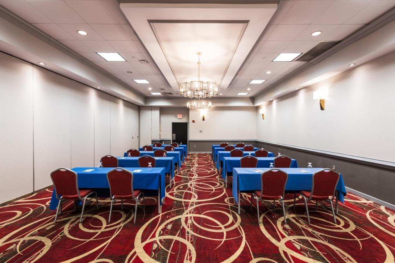 Hotel Crowne Plaza Newark Airport By Ihg Elizabeth Exterior foto