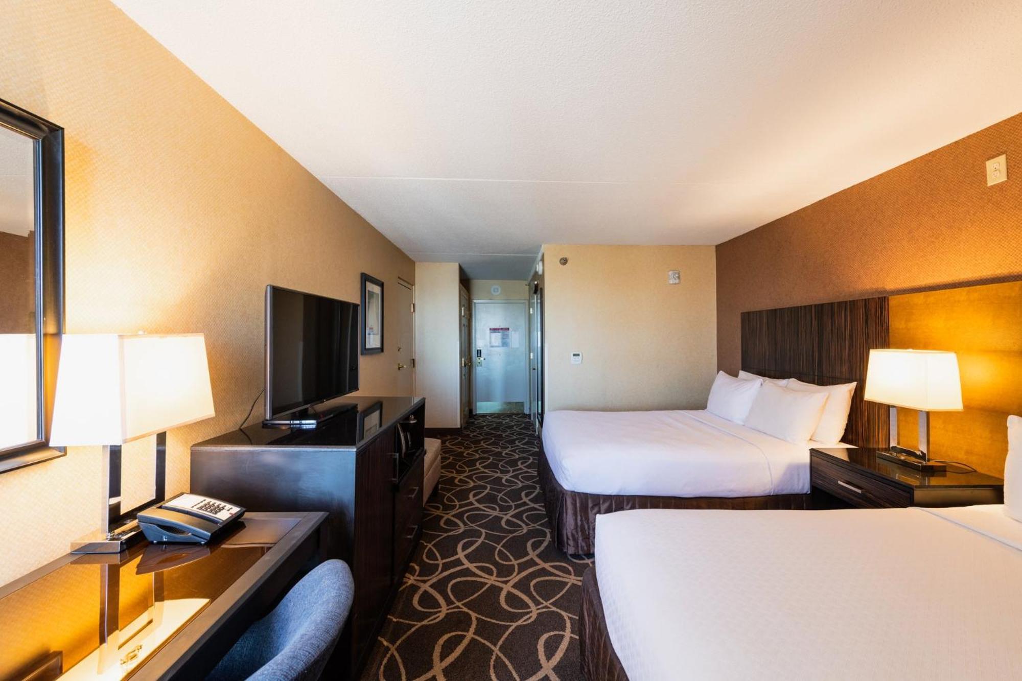 Hotel Crowne Plaza Newark Airport By Ihg Elizabeth Exterior foto