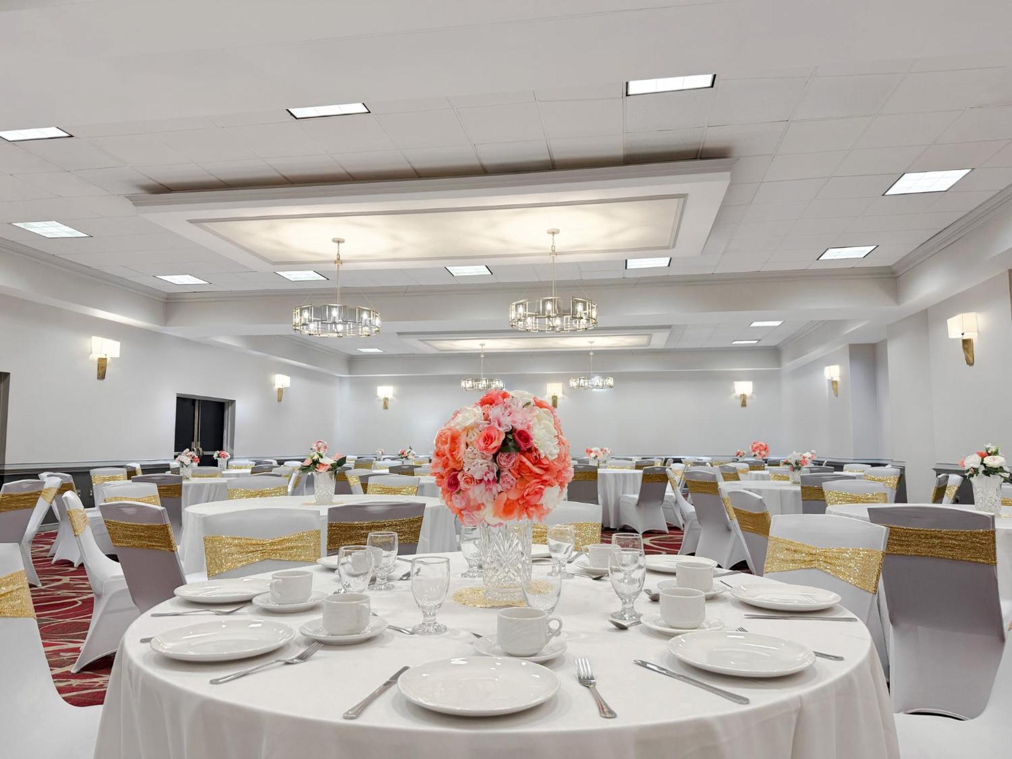 Hotel Crowne Plaza Newark Airport By Ihg Elizabeth Exterior foto